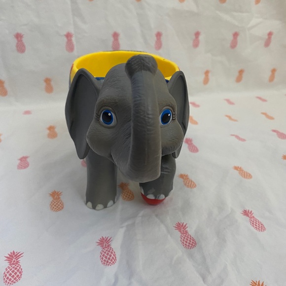 The Greatest Show On Earth 🐘 mug - Picture 3 of 3